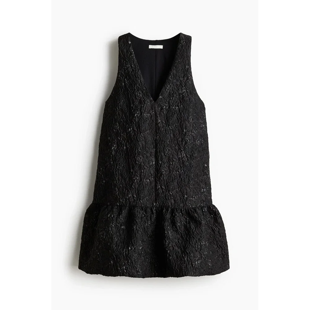 HM Black Jacquard Weave Bubble Hem V-Neck Sleeveless Dress Small NWT